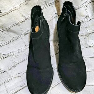 Lucky Black Suede Women's Ankle Wedge Boots YABBA 7.5